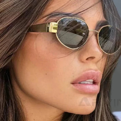 Lunettes de Soleil Tendance Minimalistes